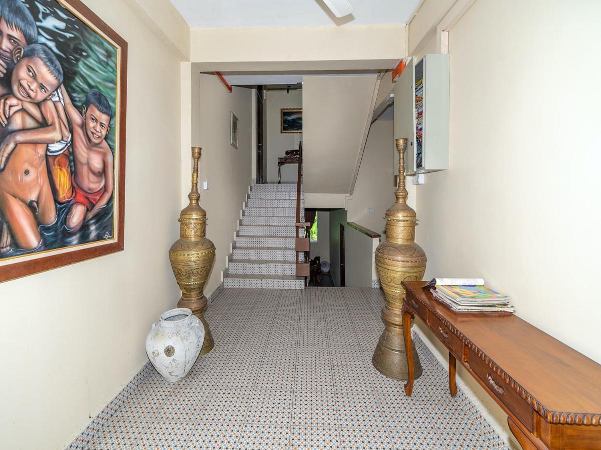 Oyo 89932 Dd Homestay Кота-Кінабалу Екстер'єр фото